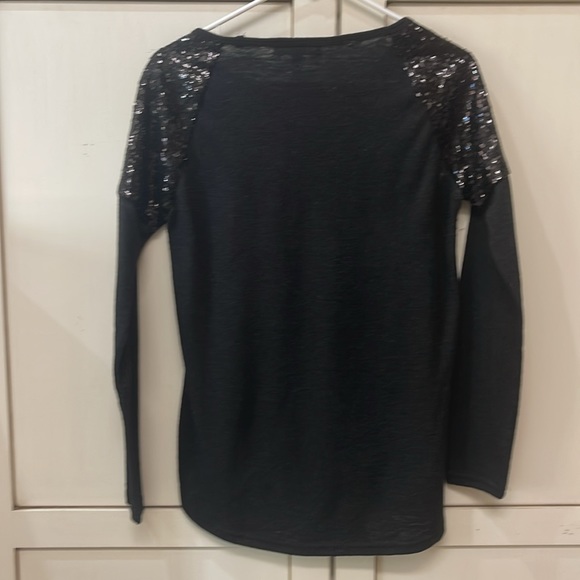 Ya long sleeve sequin top - Picture 2 of 3